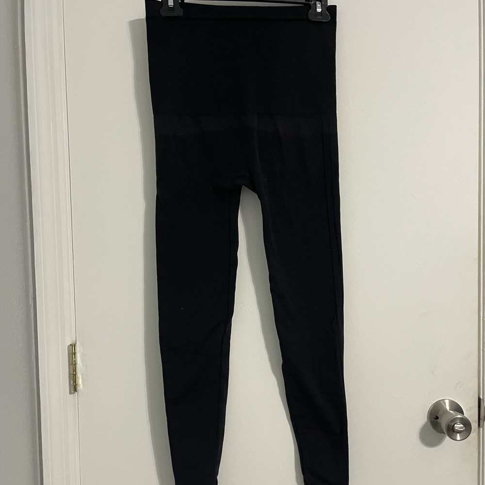 Spanx Size L Black leggings